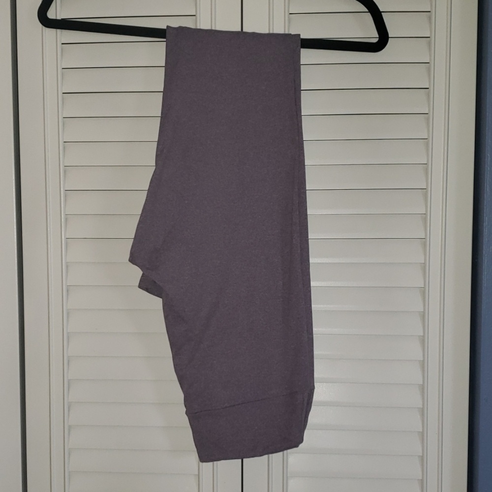 Lularoe OS heathered purple leggings